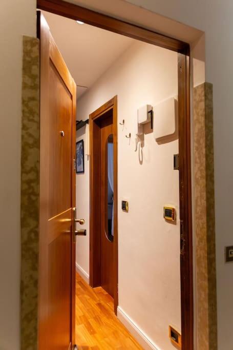 Porta Nuova Moscova: Cozy Apartment Near Duomo! Milano Eksteriør billede